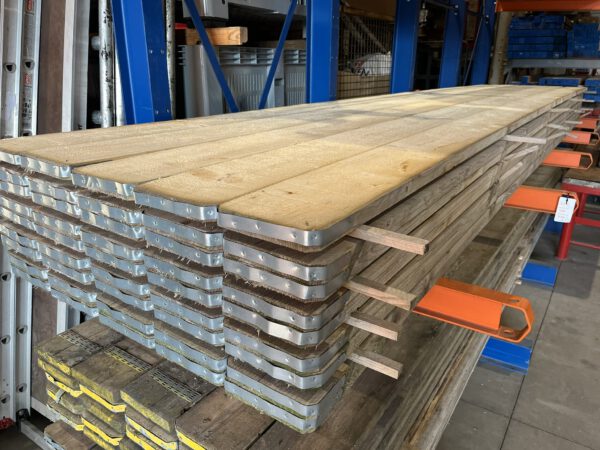 Steigerplank/steiger plank/steigerhout geband 500CM NIEUW