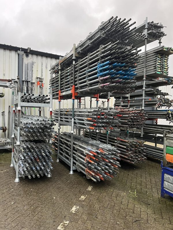 Layher Allround steigermateriaal gebruikt - Image 6