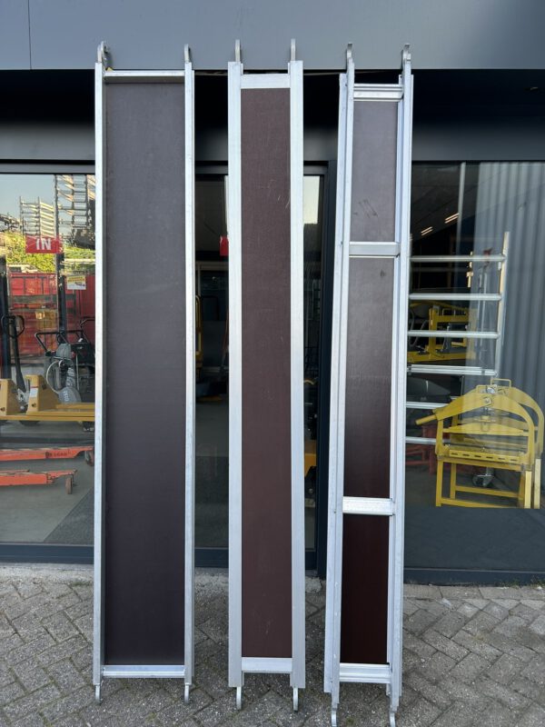 Rolsteiger platform 2.50x0.30M en 2.50x0.40M ZGAN - Afbeelding 4