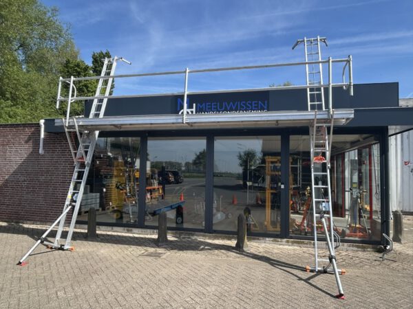 Wienese aluminium schuine werkstelling 7.00M werkhoogte