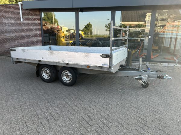 Hapert plateauwagen/aanhanger 335x180CM 2000KG