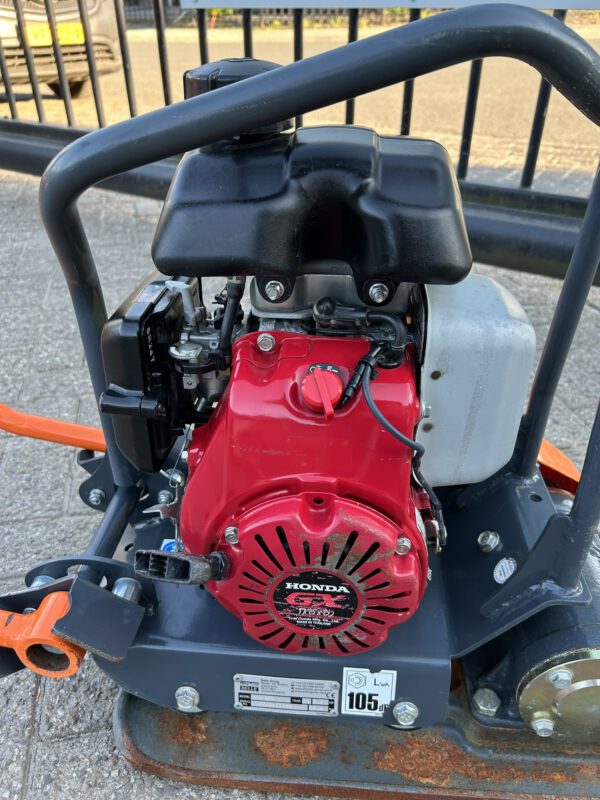 Belle LC3228 benzine trilplaat 1100KG slagkracht gebruikt - Afbeelding 6