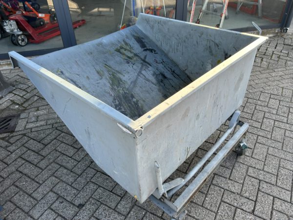 Heftruck kantelbak/kantel bak verrijdbaar 500/600L gebruikt - Afbeelding 3