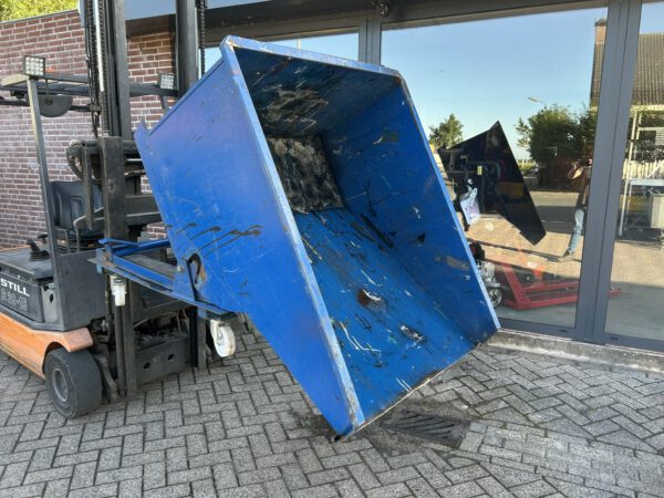 Heftruck kantelbak/kantel bak verrijdbaar 500/600L gebruikt - Afbeelding 6