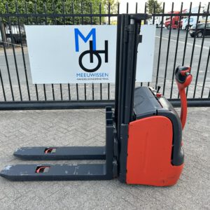 Linde L14 elektrische stapelaar 250CM hefhoogte 1400KG