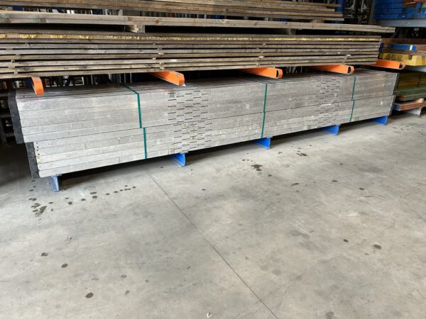 Aluminium metselprofielen/metselprofiel 5.10M gebruikt - Afbeelding 4