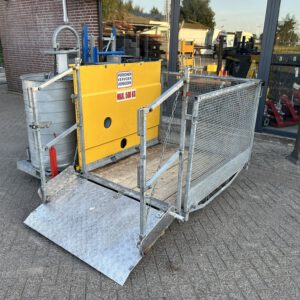 HEK GL500 tandheugellift/bouwlift + oprijplaat 10.5M 500KG