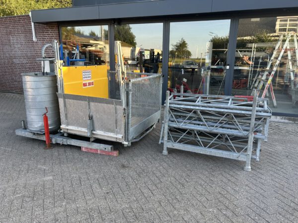 HEK GL500 tandheugellift/bouwlift + oprijplaat 10.5M 500KG - Afbeelding 5