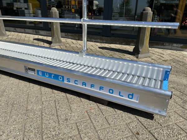 Euroscaffold aluminium werkbrug/loopbrug 6.00M NIEUW - Afbeelding 4
