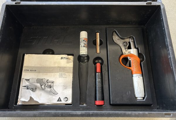 Stihl ASA 85 accu takkenschaar/accusnoeischaar gebruikt
