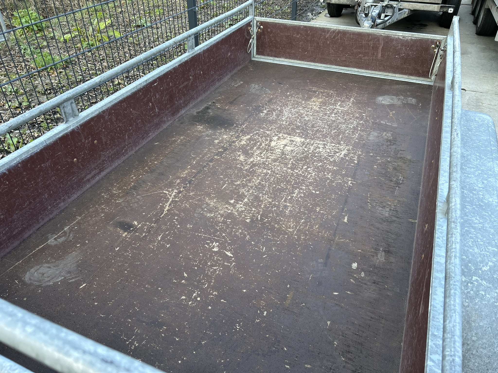 Saris aanhanger/aanhangwagen/bakwagen 250x130CM 2000KG - Afbeelding 3